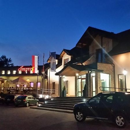Hotel Impressa Niedrzwica Duża Esterno foto