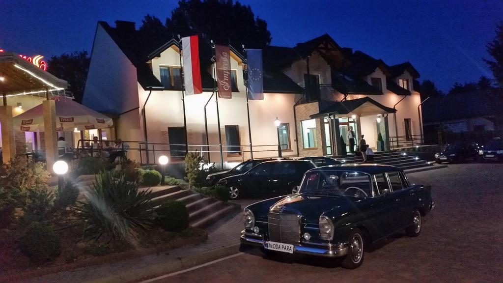Hotel Impressa Niedrzwica Duża Esterno foto