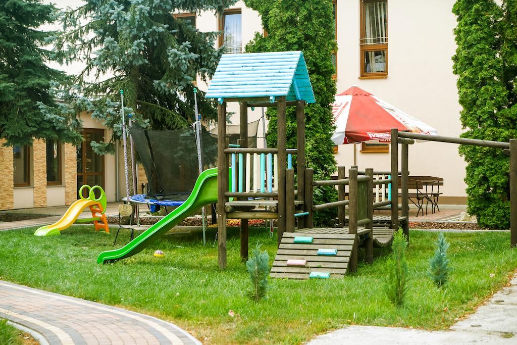 Hotel Impressa Niedrzwica Duża Esterno foto